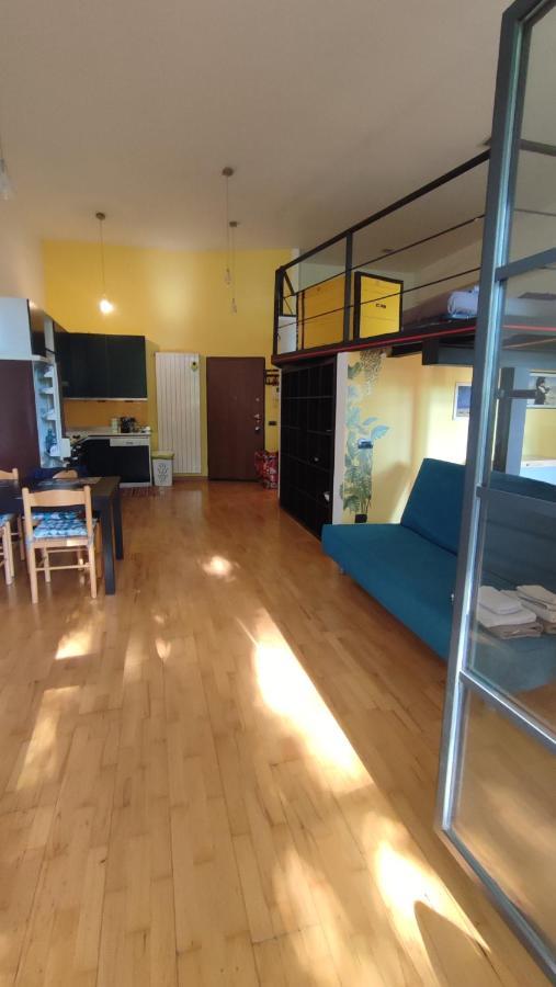 ミラノLa Casa Di Amy - Loft Con Garage Privatoアパートメント エクステリア 写真